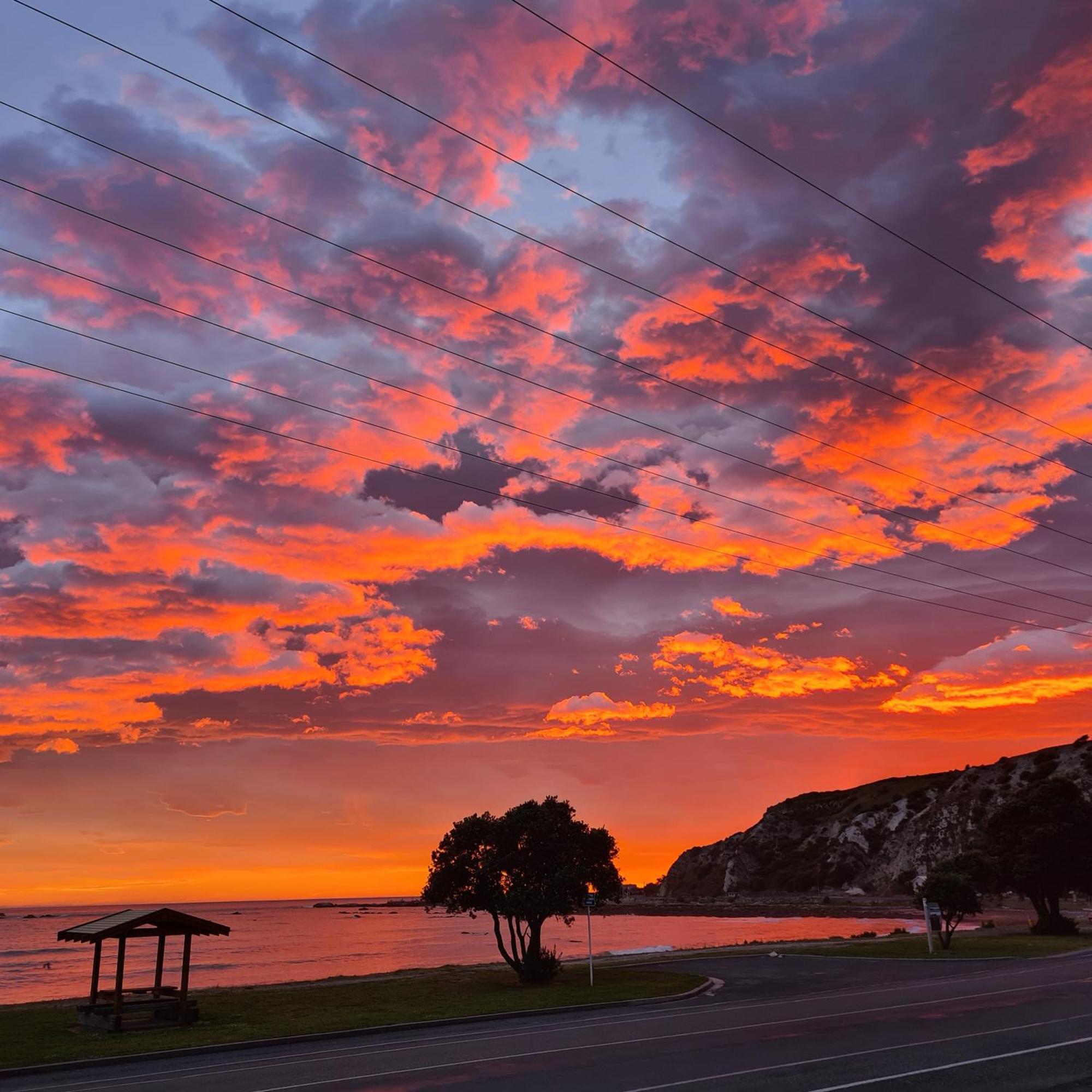 The Anchor Inn Beachfront Motel Kaikoura Kültér fotó