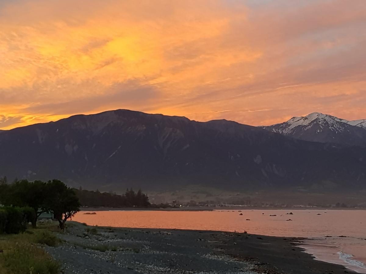 The Anchor Inn Beachfront Motel Kaikoura Kültér fotó
